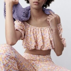 ZARA Floral Print Satin Puff-Sleeve Off-The-Shoulder Crop Top Size Small NEW
